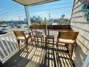 2BR Beach Condo with 2 Private Balconies